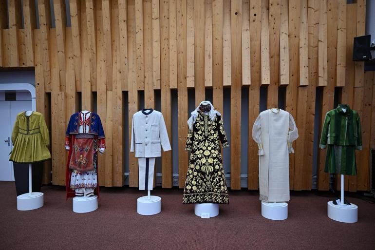 Emine Erdoğandan Fransadaki Türkiye Dokuma Atlası-Kumaşın Hafızası sergisine ilişkin paylaşım