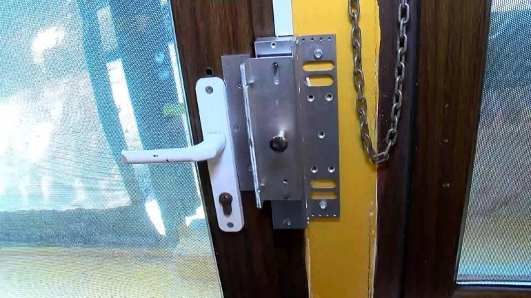 Sarıyerde referans ile müşteri alan hamburgerci denetlendi