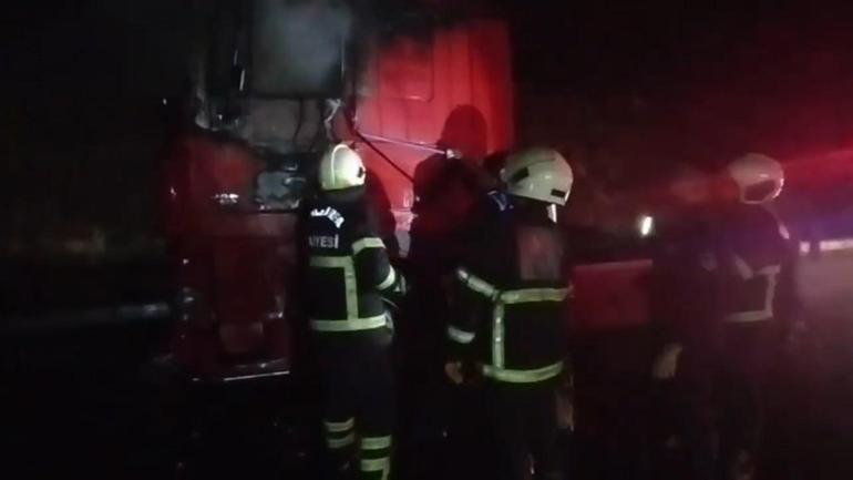 Şanlıurfa’da TIR alev alev yandı