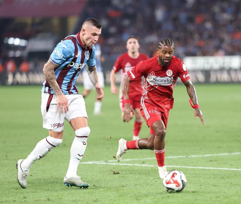Trabzonspor ile Hesap.com Antalyaspor 60’ıncı randevuda