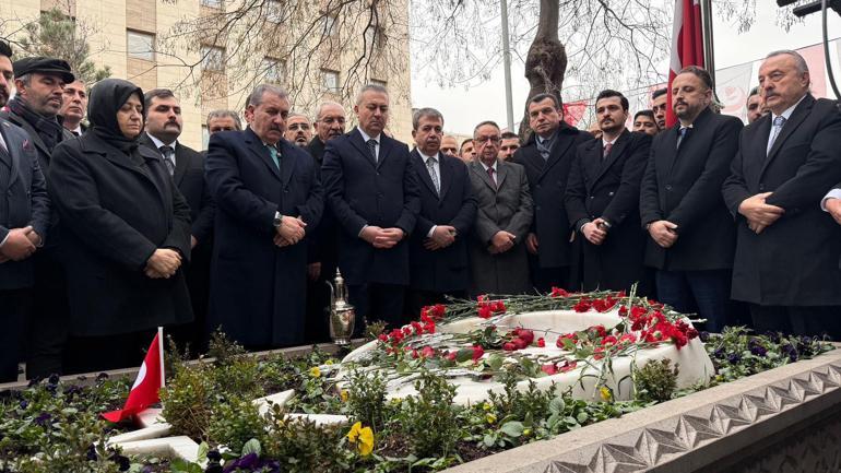 Destici: Biz sadece parti değil, milletiz