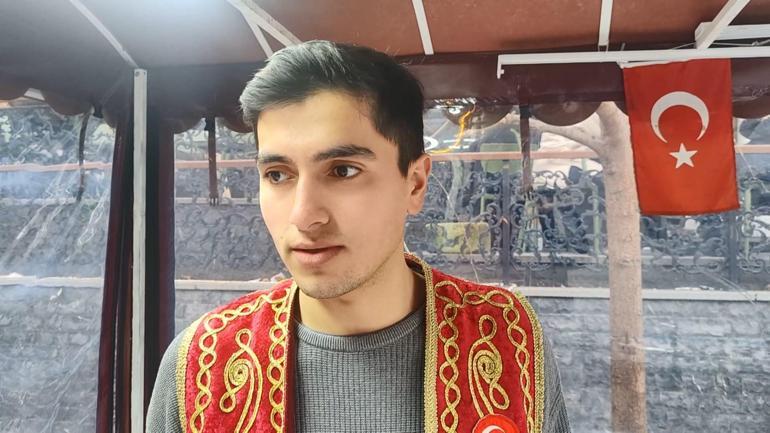 Fatih Mısır Çarşısının girişinde silahlı saldırı; vurduğu kişinin başında bekledi