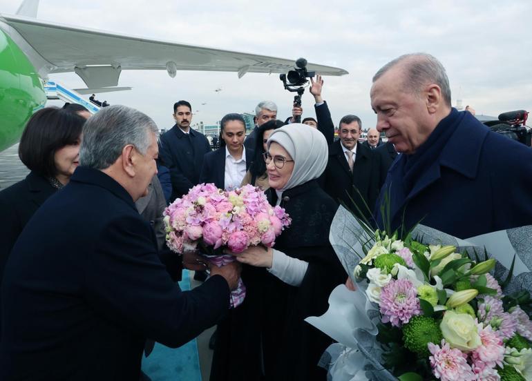 Cumhurbaşkanı Erdoğan, Özbekistan Cumhurbaşkanı Mirziyoyevi resmi törenle karşıladı