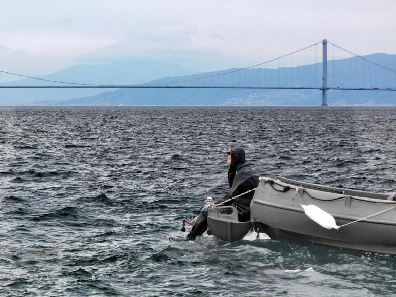 Kocaeli Büyükşehir Belediye Başkanı Büyükakın, Gebze Eskihisar’da dalış yaptı