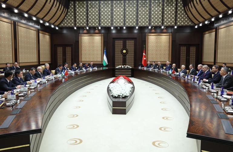Cumhurbaşkanı Erdoğan ve Özbekistan Cumhurbaşkanı Mirziyoyev ortak basın toplantısı düzenledi