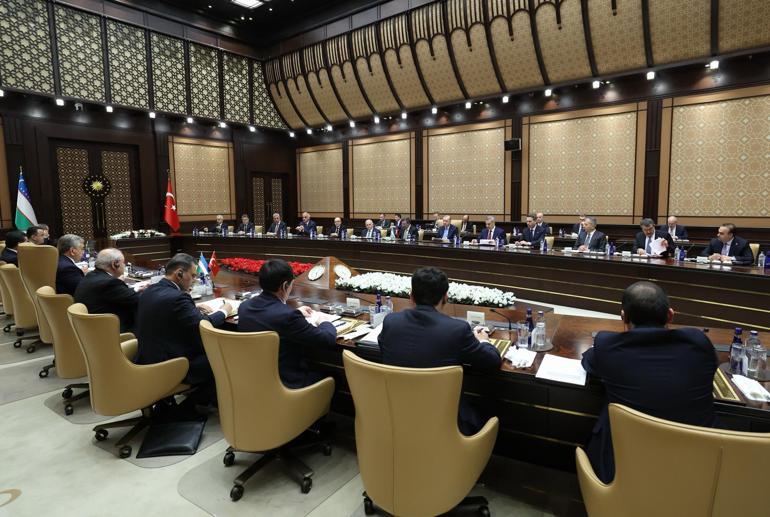 Cumhurbaşkanı Erdoğan ve Özbekistan Cumhurbaşkanı Mirziyoyev ortak basın toplantısı düzenledi