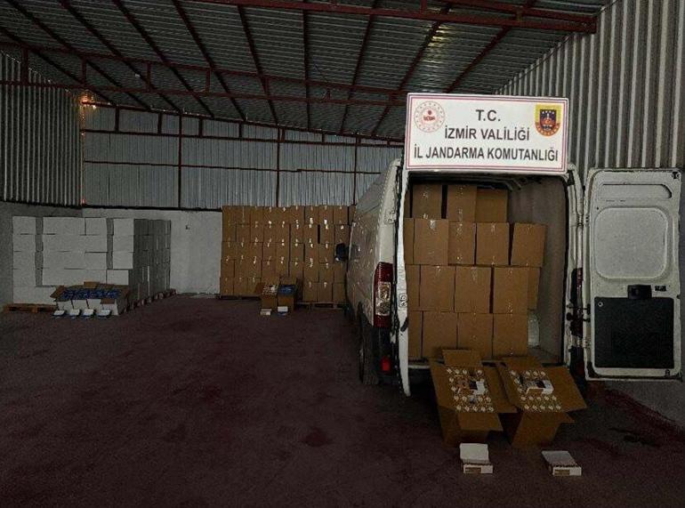 İzmirde 12 milyon 720 bin bandrolsüz makaron ele geçirildi