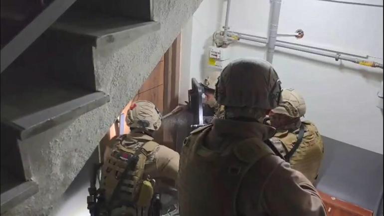 İstanbulda motosikletli suç örgütüne operasyon: 10 şüpheli yakalandı