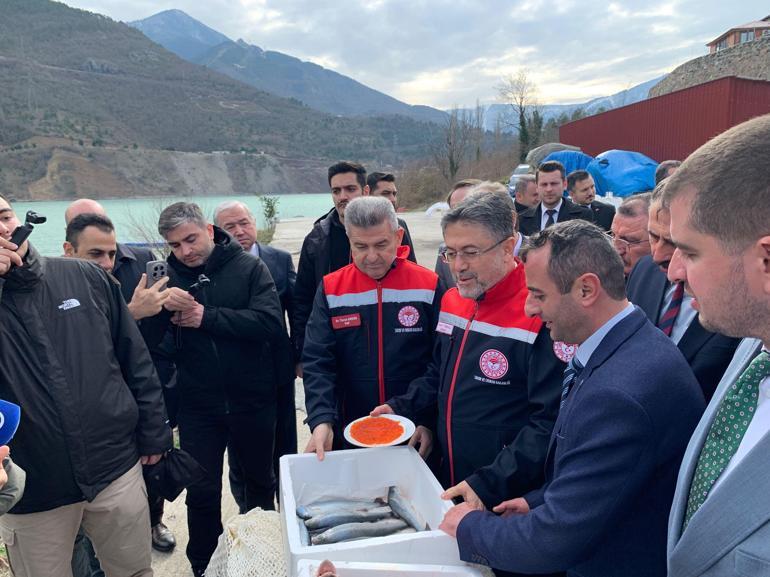 Bakan Yumaklı: Su ürünlerinde 2,3 milyar dolarlık ihracat rakamına ulaştık