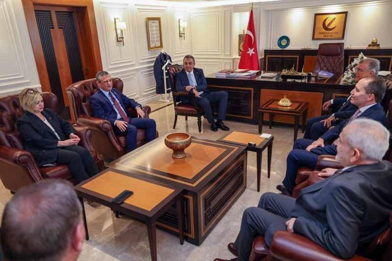 Özgür Özel’den Fatih Erbakana ziyaret