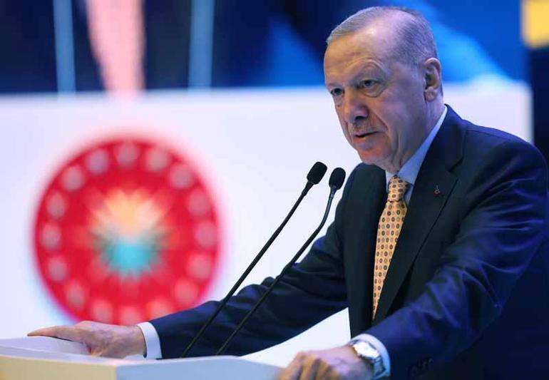 Cumhurbaşkanı Erdoğan: Bölünmüş yollarımızın, 30 bininci kilometresini hizmete almak üzere bir aradayız