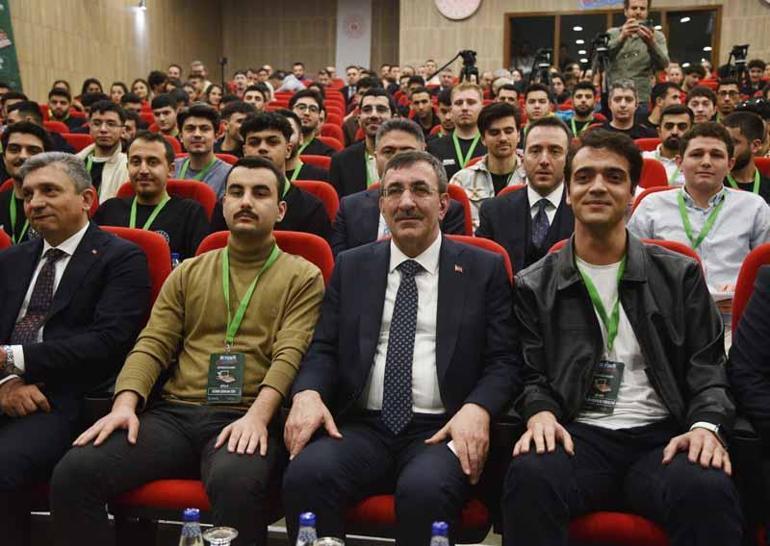 Cevdet Yılmaz: Avrupa, başkalarına güvenerek yola devam edemeyeceğini gördü