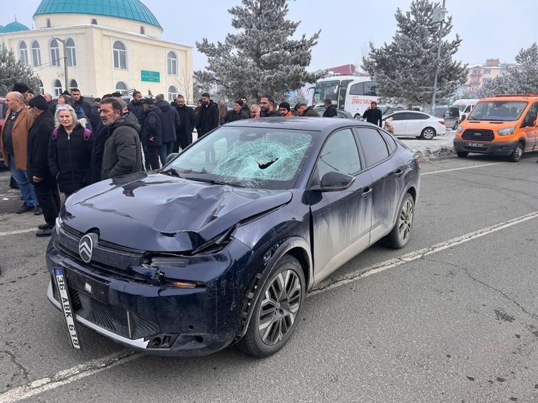 Otomobilin çarptığı yaya kalp masajına rağmen kurtarılamadı