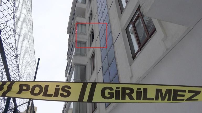 Cam silerken 3’üncü kattan düşen öğretmen yaşamını yitirdi