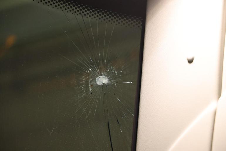 Trabzonspor takım otobüsüne Antalya’da taşlı saldırı