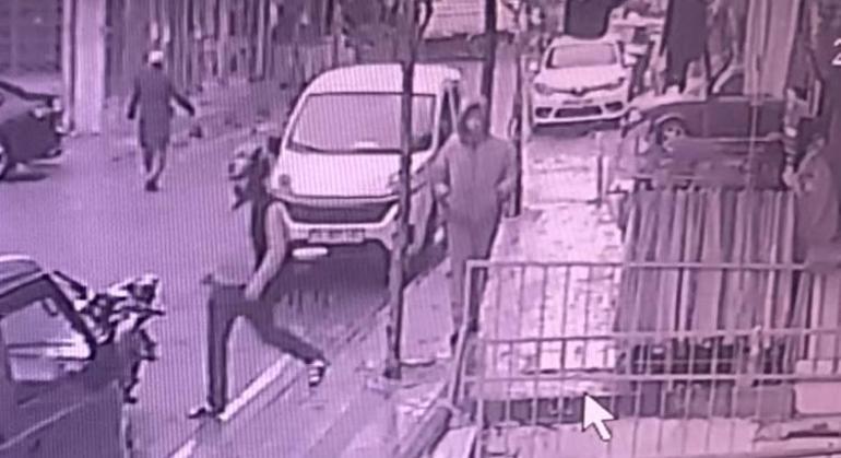 Sultangazide silahlı saldırı kamerada: 2 yaralı