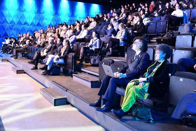 Sağlık alanında insan ile giyilebilir robotik sistemler birleşiyor