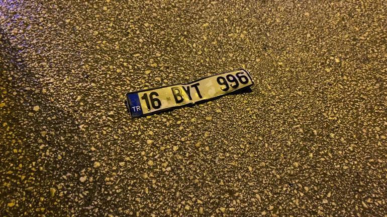 Aracıyla motosikletliye çarpıp kaçan sürücü, düşen plakadan tespit edildi