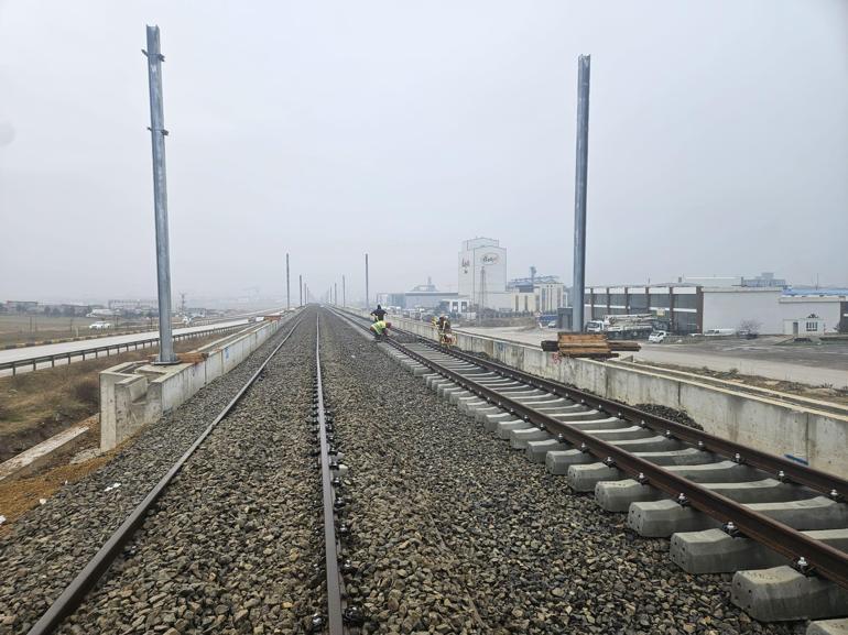 Bakan Uraloğlu: Başkentray banliyö hattını 12 kilometre uzatıyoruz