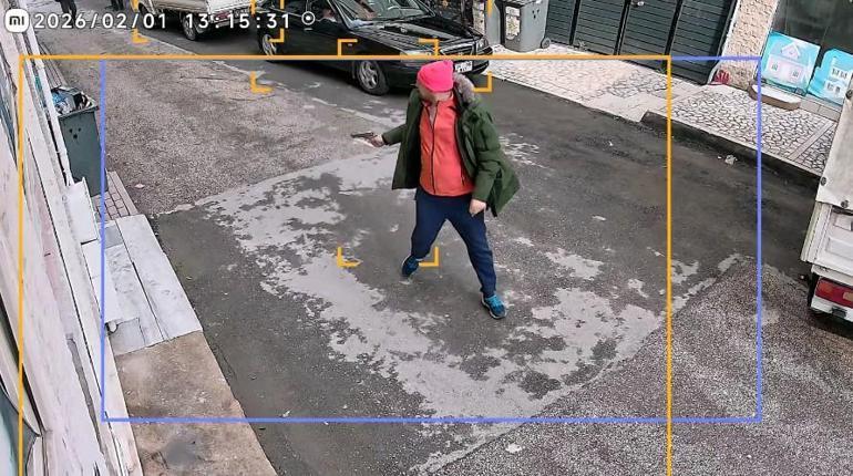 Tabancayla kayınpederini öldürüp, kayınbiraderini yaraladıktan sonra kaçtı