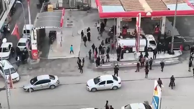 Şanlıurfada husumetli taraflar ikinci kez kavga etti: 11 yaralı