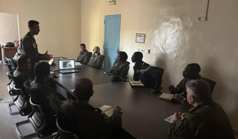 Deniz Kuvvetlerinden Senegal hava sahası ve deniz yetki alanlarında eğitim uçuşu