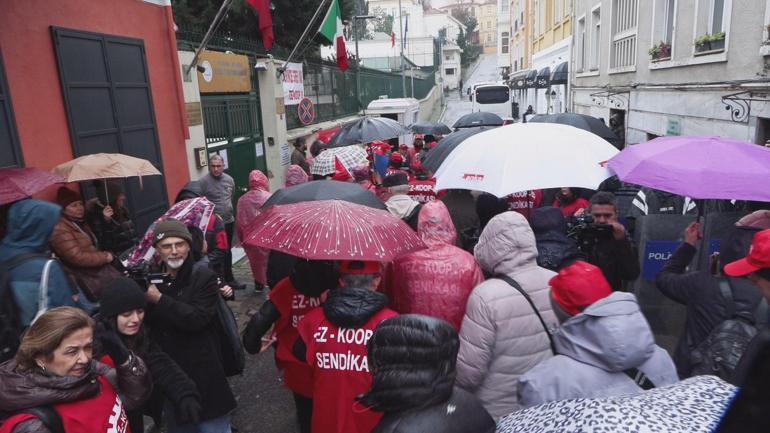 Özel İtalyan Lisesinde görev yapan 14 Türk öğretmenden grev kararı