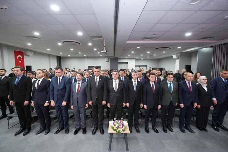 Bakan Tekin, genç girişimcilerle buluştu