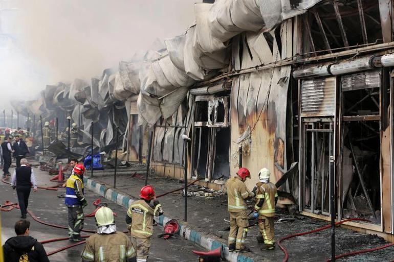 İranın başkenti Tahranda yangın