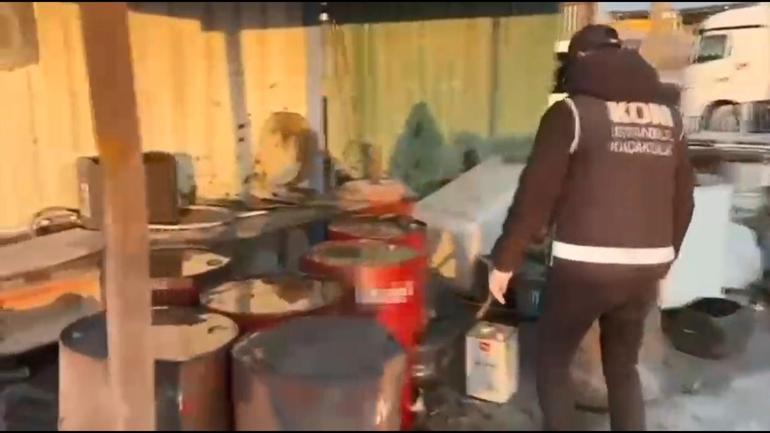 İstanbulda yapılan operasyonlarda 242 ton kaçak akaryakıt ele geçirildi