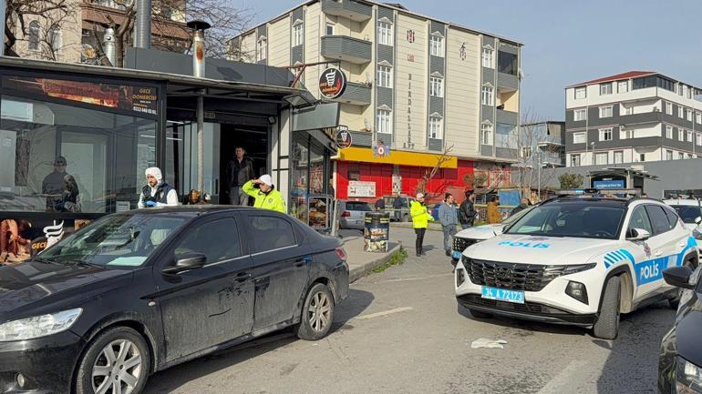 Avcılarda otomobile silahlı saldırı; sürücü yaralandı