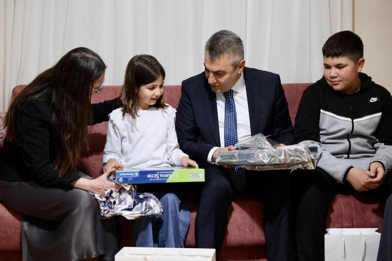 Hatay’da 72 saat sonra enkazdan çıkan Hazalın Kabe’yi görme hayali gerçek oluyor