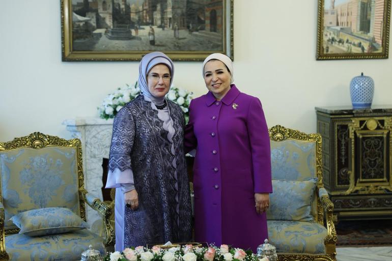 Emine Erdoğan, Mısır Cumhurbaşkanı Sisinin eşi Amer ile bir araya geldi