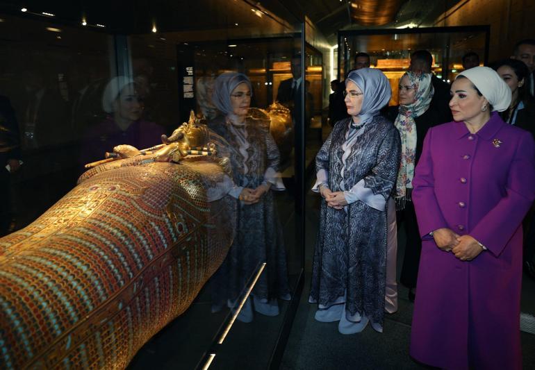 Emine Erdoğan, Mısır Cumhurbaşkanı Sisinin eşi Amer ile bir araya geldi