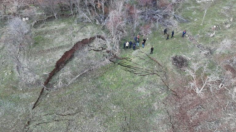 Sivasın Koyulhisar ilçesinde heyelan