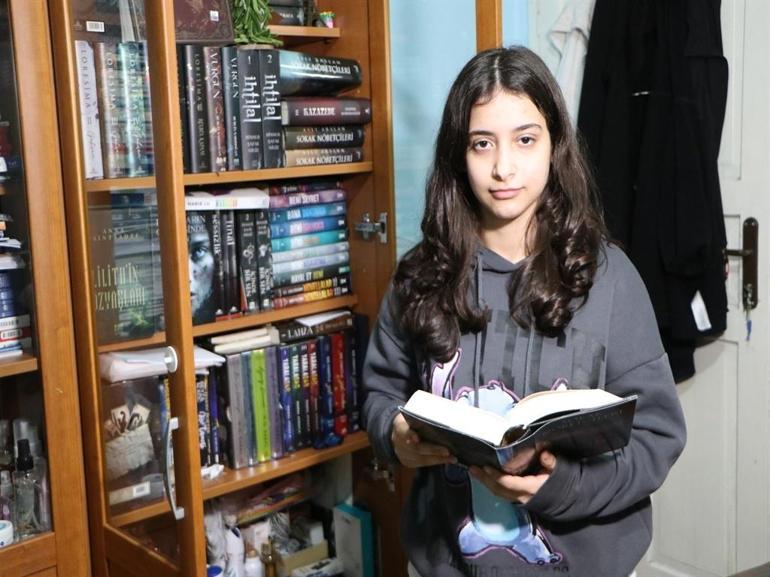 Deprem enkazından 45 saat sonra çıkarılan Tuğba: Estetik cerrah olacağım