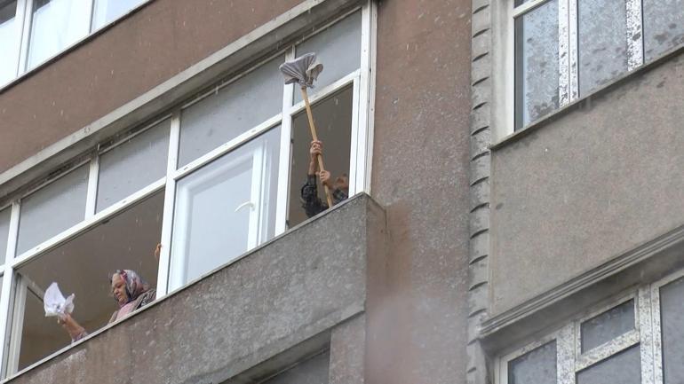 Sultangazide beton pompasının borusu patladı; 2 apartman ve 3 araç betonla kaplandı