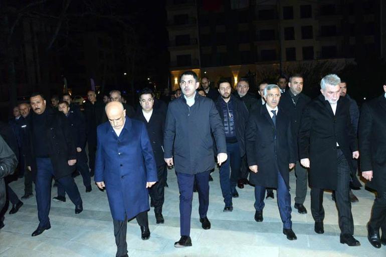 Bakan Kurum: 11 ilimizi ayağa kaldırabilmek için gece gündüz çalışıyoruz