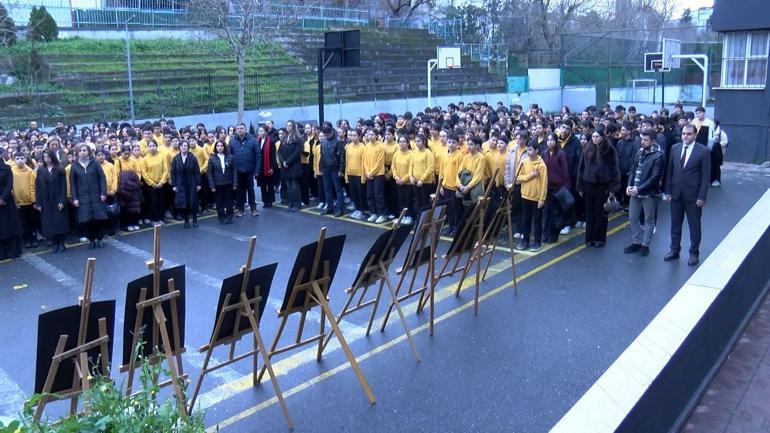 İstanbuldaki okullarda 6 Şubat depremlerinin 3üncü yılında bir dakikalık saygı duruşu