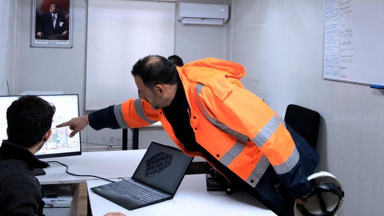 Bakan Kurum: Asrın İnşasının emekçileriyle gurur duyuyoruz