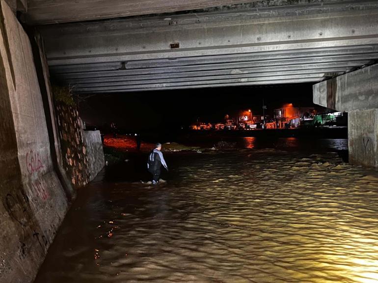 İzmir’de dereye düşen çocuk için arama çalışması başlatıldı