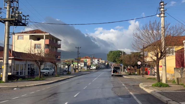 Balıkesirde 10 saniye arayla 4.1 ve 4 büyüklüğünde 2 deprem