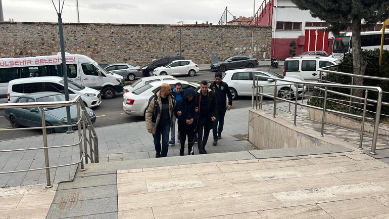 Emekli doktoru 650 bin dolarını alıp, dolandıran 5 şüpheli tutuklandı