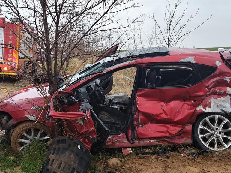 Mardin’de otomobil ile TIR çarpıştı: 2 ölü, 2si ağır 3 yaralı