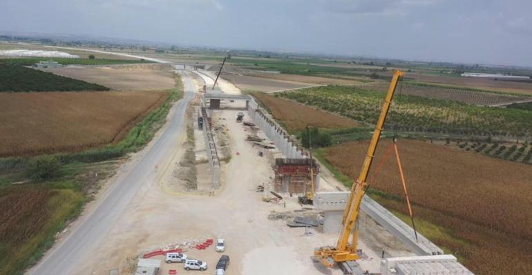 Bakan Uraloğlu: Mersin-Gaziantep arasındaki seyahat süresini 2 saat 15 dakikaya düşüreceğiz