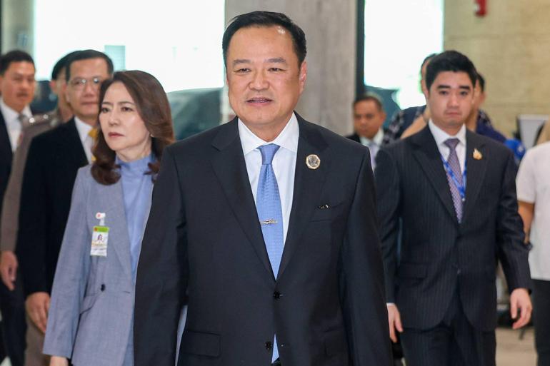 Taylandda seçimi Bhumjaithai Partisi kazandı