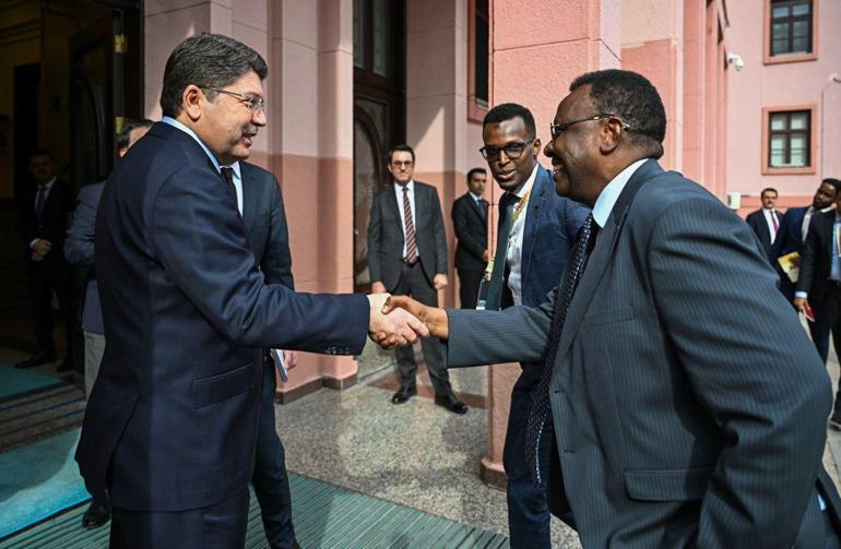 Bakan Tunç, Somali Adalet Bakanı Sheikhali ile görüştü