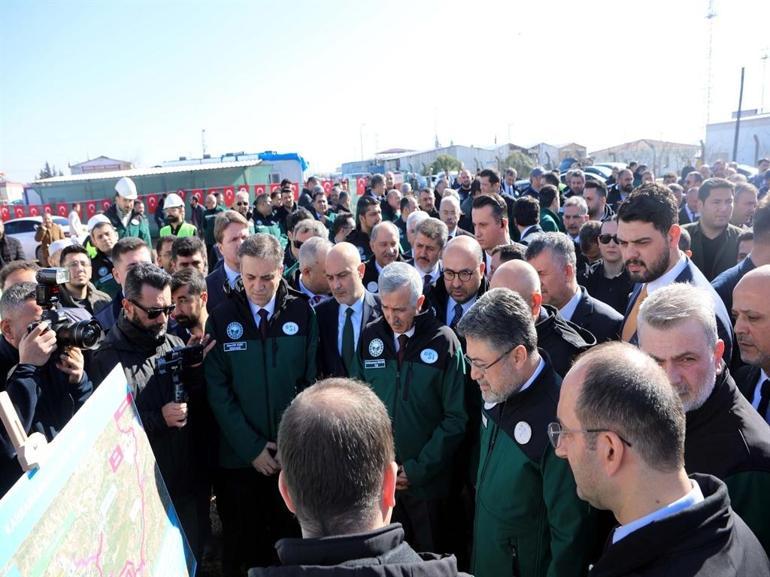 Bakan Yumaklı: Dünya Bankasından alınan 11 milyar liralık kaynağı 11 deprem ilimize aktaracağız