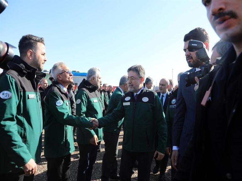 Bakan Yumaklı: Dünya Bankasından alınan 11 milyar liralık kaynağı 11 deprem ilimize aktaracağız