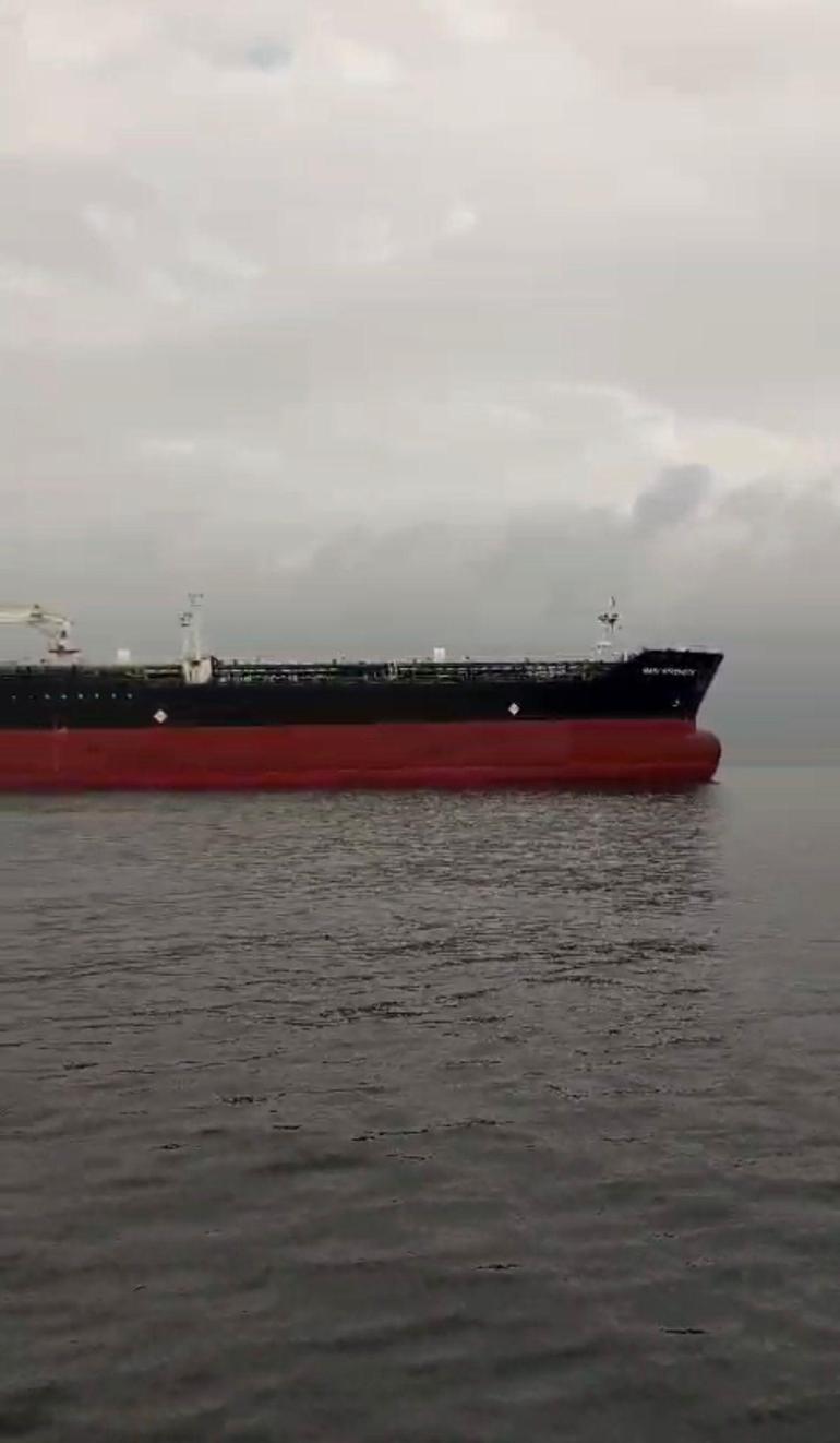 Kirli balast suyunu denize boşaltan gemiye para cezası kesildi